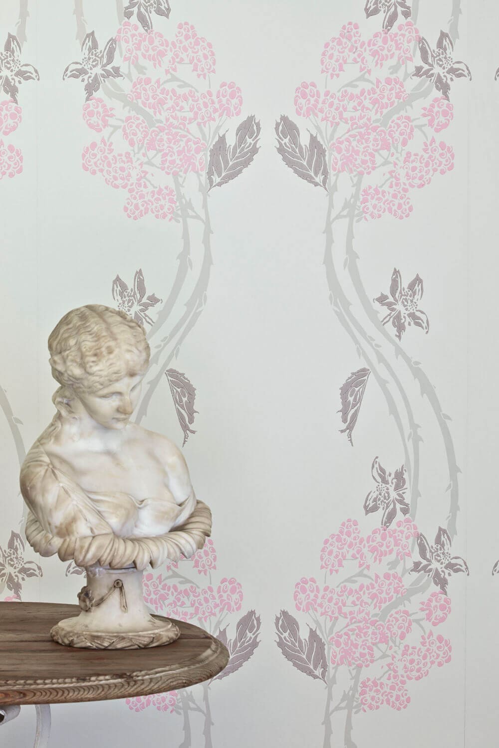 Autumn Berry Wallpaper in Vintage Pink by Barneby Gates